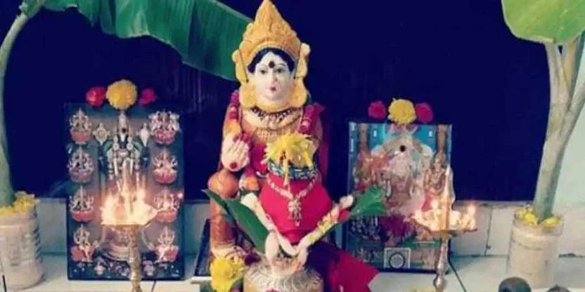 Varamahalakshmi Festival Features: ವರಮಹಾಲಕ್ಷ್ಮಿ ಹಬ್ಬದ ವೈಶಿಷ್ಟ್ಯ, ವ್ರತದ ಮಹತ್ವ, ಆಚರಣೆ