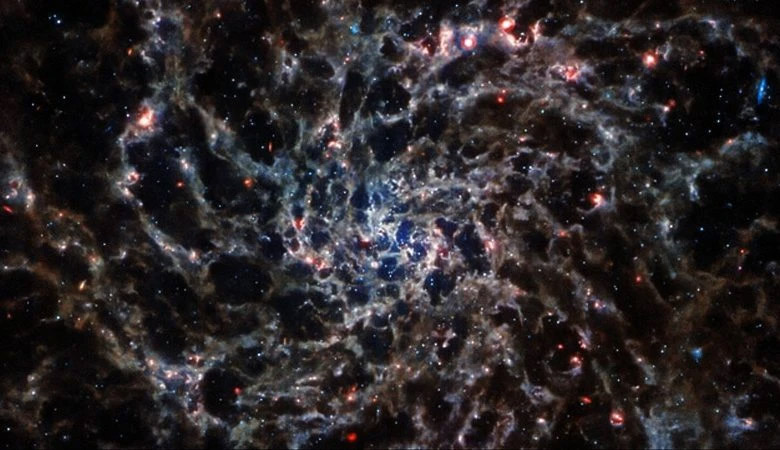 Galaxy 2.9 million light years ago: 2.9 ಕೋಟಿ ಬೆಳಕಿನ ವರ್ಷಗಳ ಹಿಂದಿನ ನಕ್ಷತ್ರಪುಂಜ – ನಾಸಾದ ವೆಬ್ ಟೆಲಿಸ್ಕೋಪ್‌ನಿಂದ ಸೆರೆ