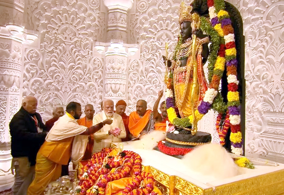 Consecration to Ramlalla idol